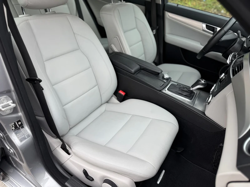 Mercedes-Benz C 300 CDi 4 MATIC, снимка 10 - Автомобили и джипове - 51937880