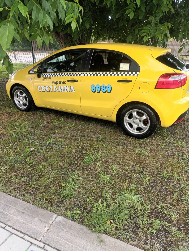 Kia Rio, снимка 6 - Автомобили и джипове - 52895065