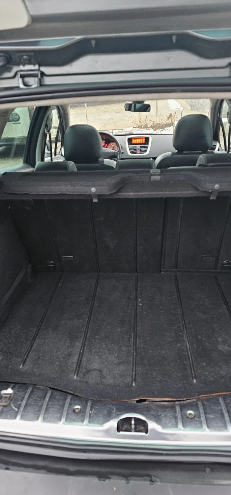 Peugeot 207 207SV 1.6HDI/90KS/PANORAMA, снимка 14 - Автомобили и джипове - 53079133