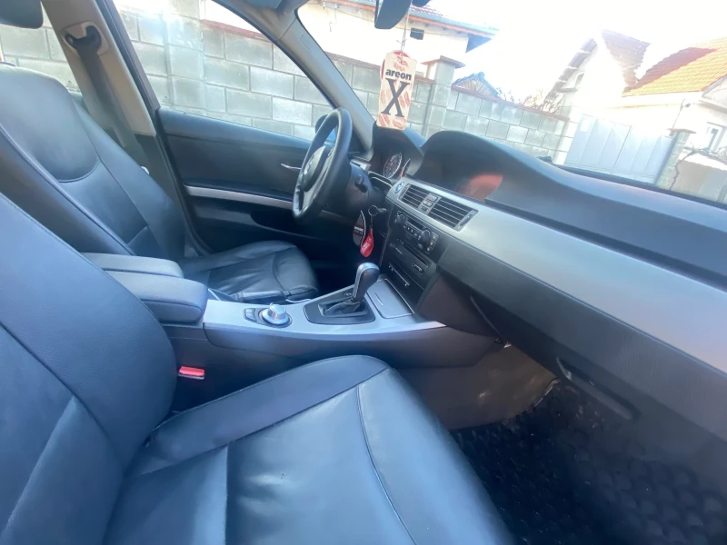 BMW 320 2.0 163к.с., снимка 12 - Автомобили и джипове - 53119041