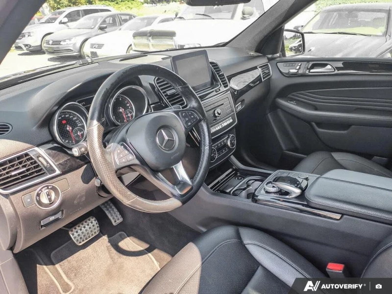 Mercedes-Benz GLE 450 AMG PACK* DISTRONIK+ * AIRMATIC* 360* HARMAN* NIGH, снимка 8 - Автомобили и джипове - 53135375