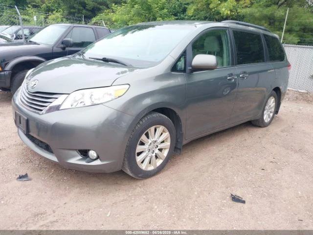 Toyota Sienna XLE 3.5L 4X4 * КЛИП НА ДВИГАТЕЛ*  - изображение 2