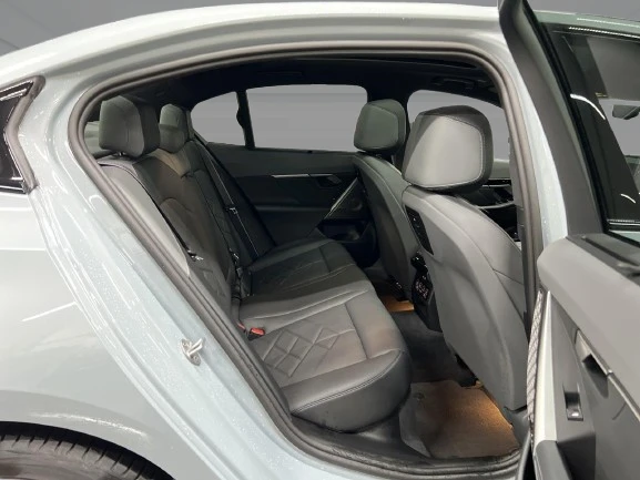 BMW 530 e M-Sport = NEW = Гаранция - изображение 10