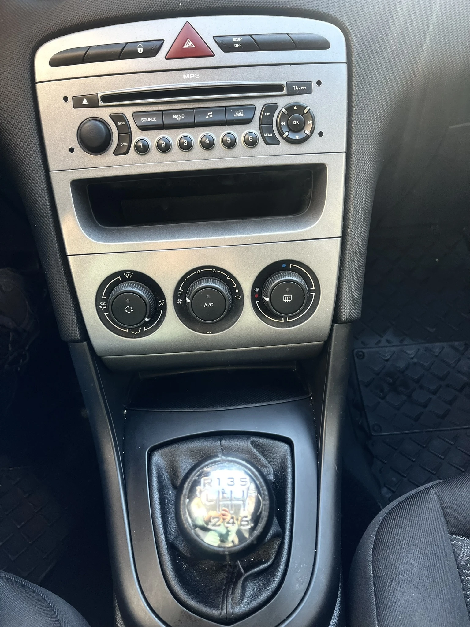 Peugeot 308 1.6 hdi | Mobile.bg — изображение 14