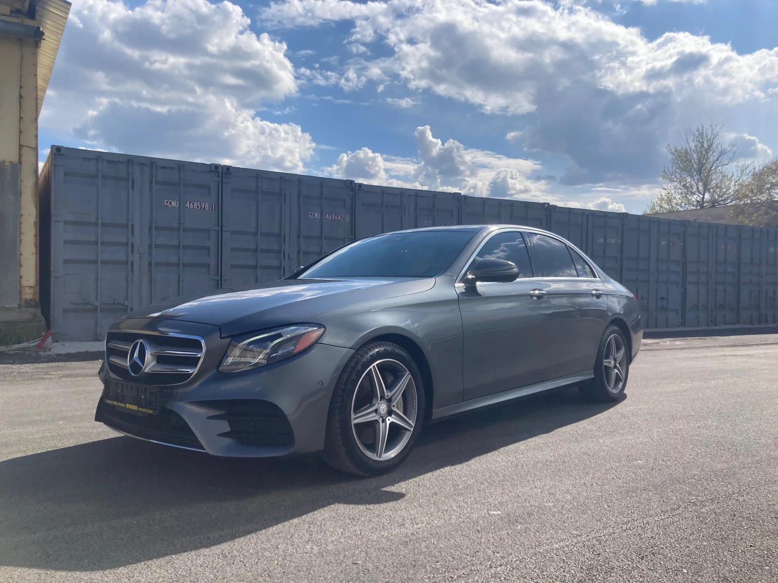 Mercedes-Benz E 300 4Matic/AMG/Серв. ист./2 ключа/Масаж/CarPlay/Пано/ - изображение 6