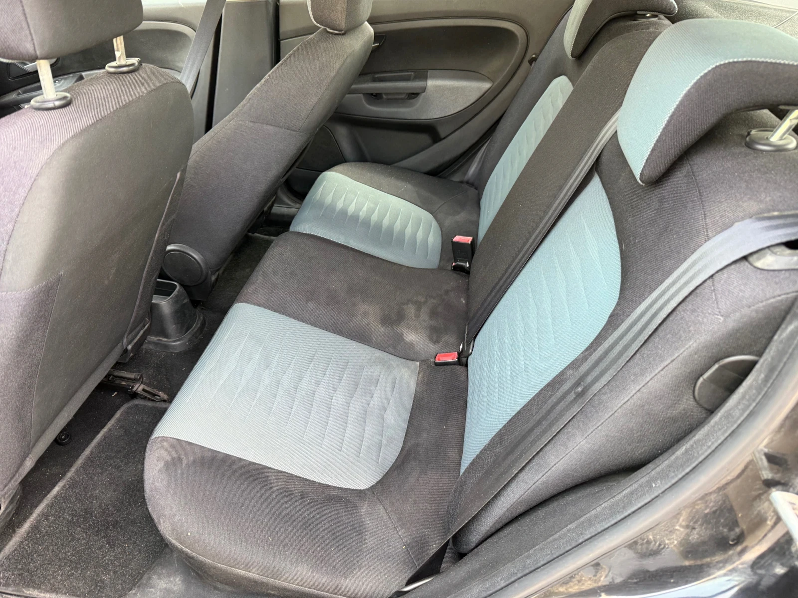 Fiat Punto 1.4  фабричен газ - изображение 9
