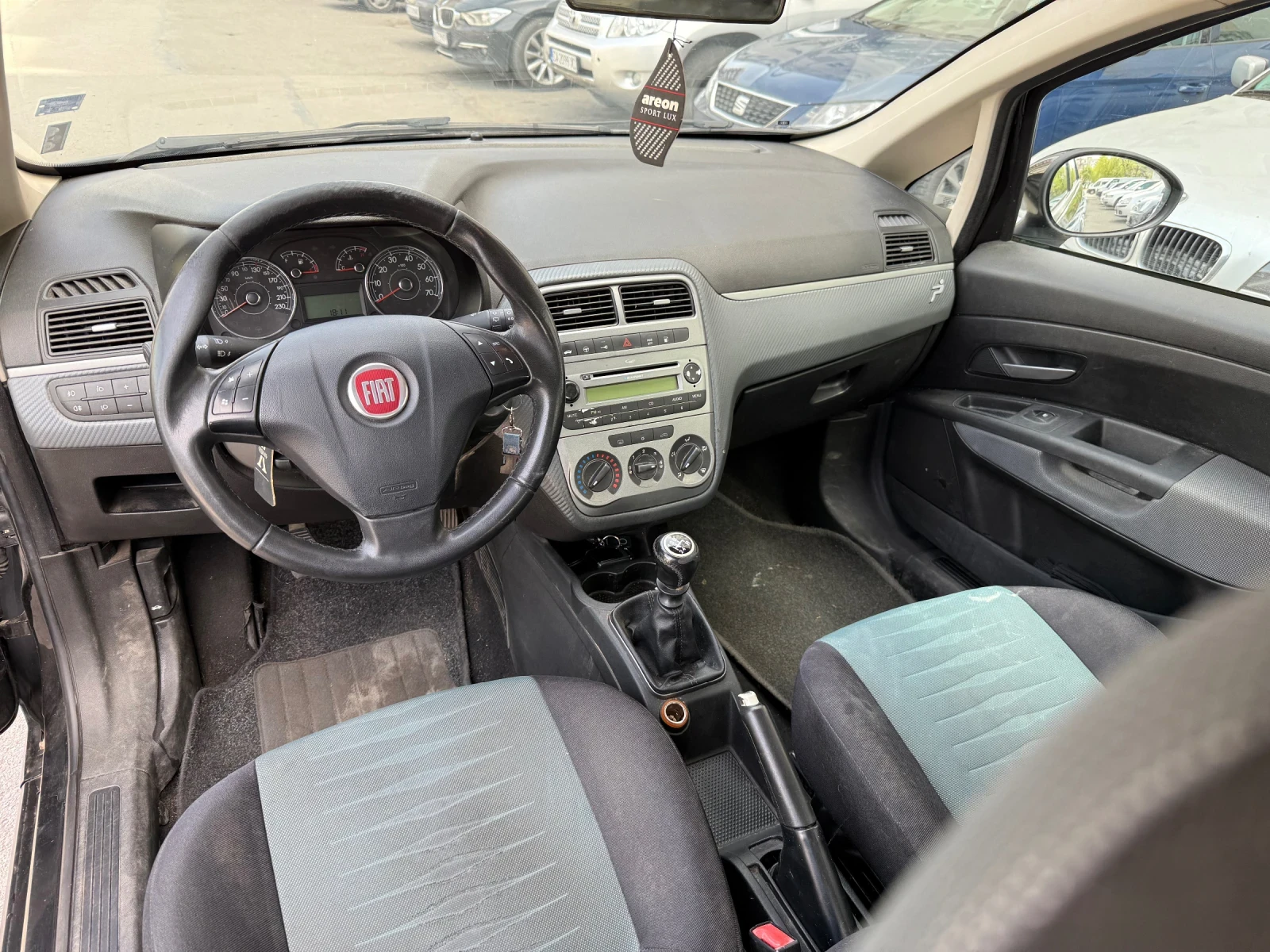 Fiat Punto 1.4  фабричен газ - изображение 8