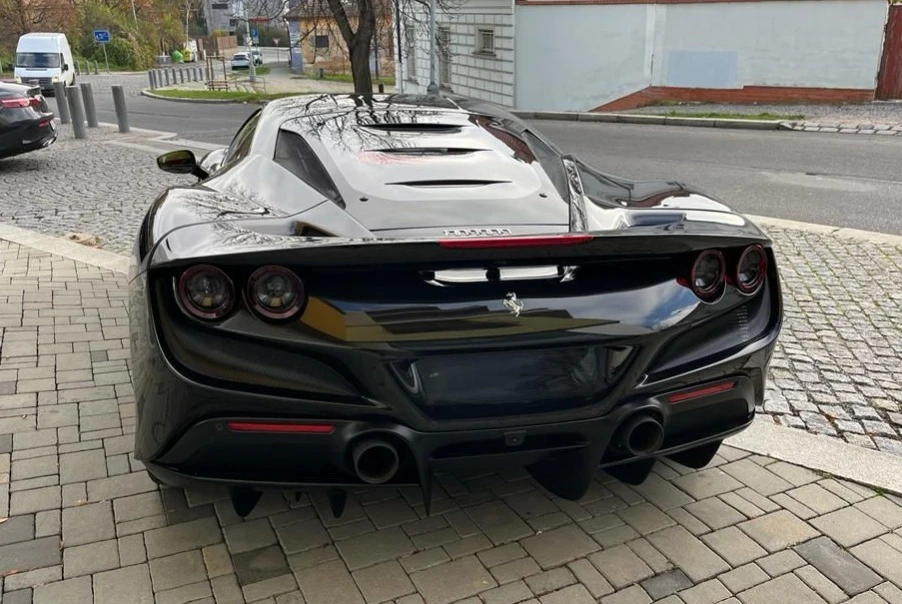 Ferrari F8 Tributo 3.9 V8 - изображение 6