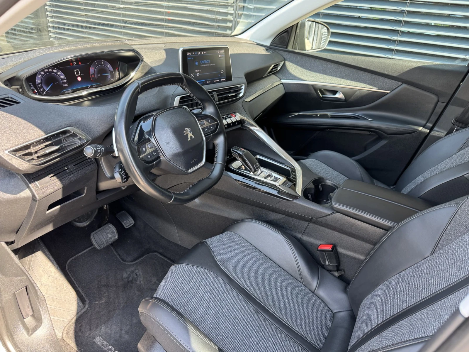 Peugeot 3008 NEW ALLURE 1.5 e-HDi 130 EAT8 EURO 6.2 - изображение 10