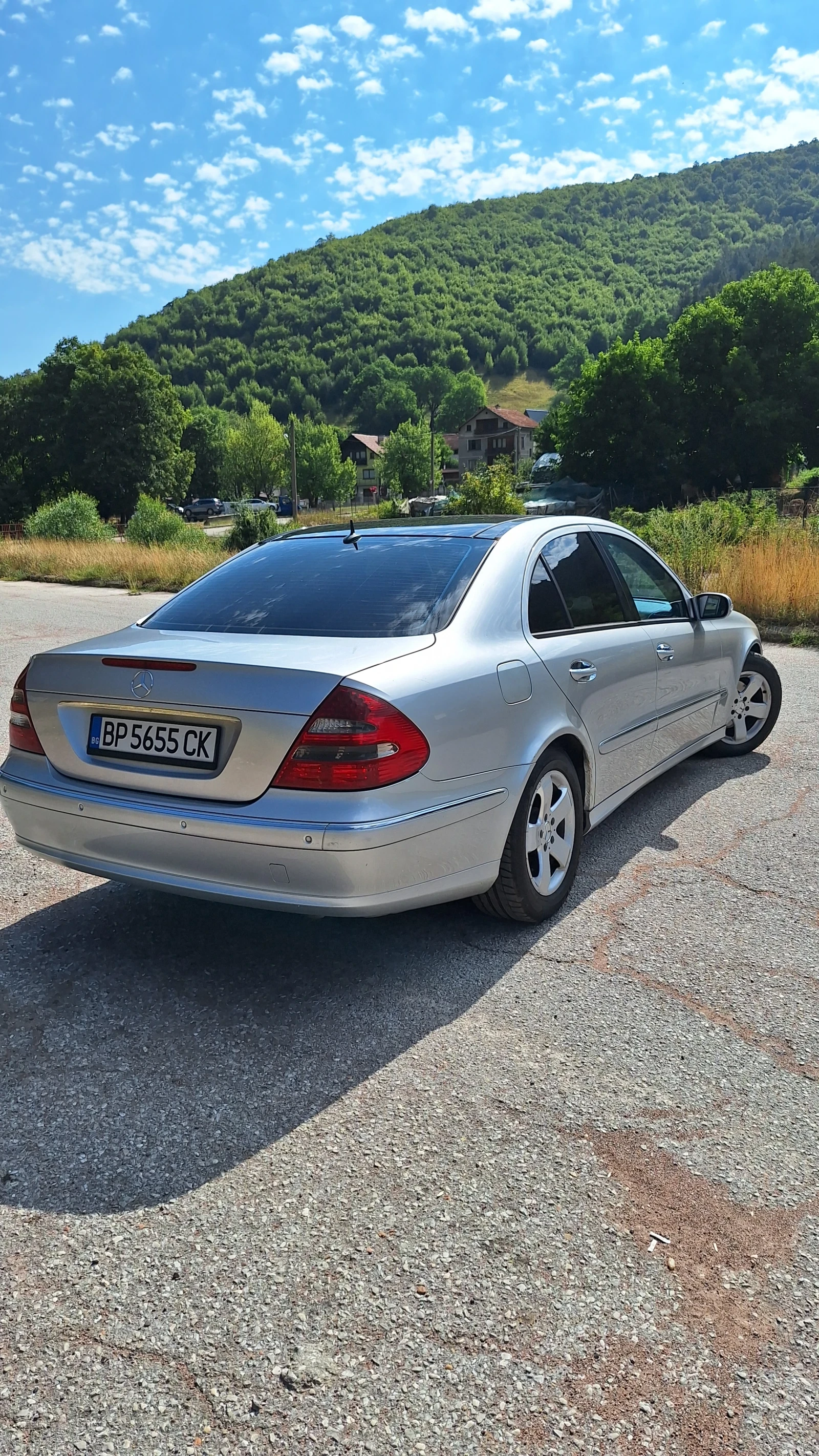Mercedes-Benz E 270 CDI - изображение 3