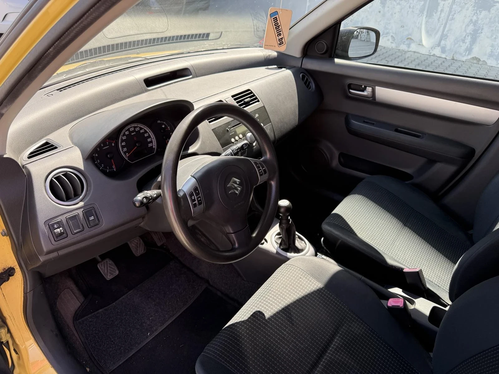 Suzuki Swift  - изображение 8