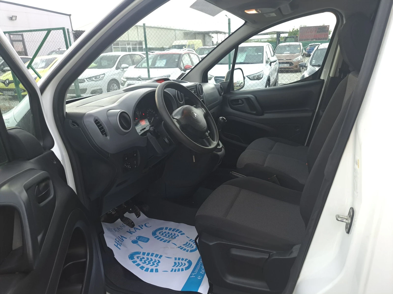 Peugeot Partner 1.6 HDI - изображение 9