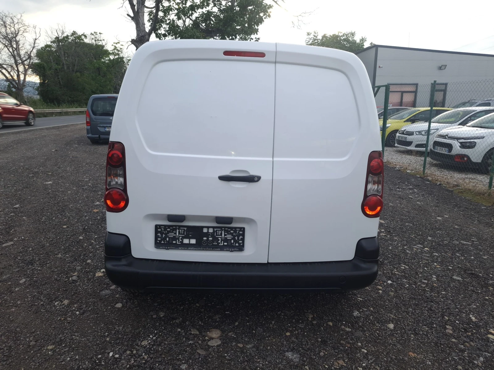 Peugeot Partner 1.6 HDI - изображение 5