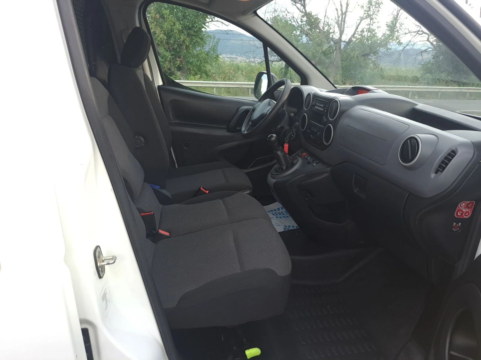 Peugeot Partner 1.6 HDI - изображение 10