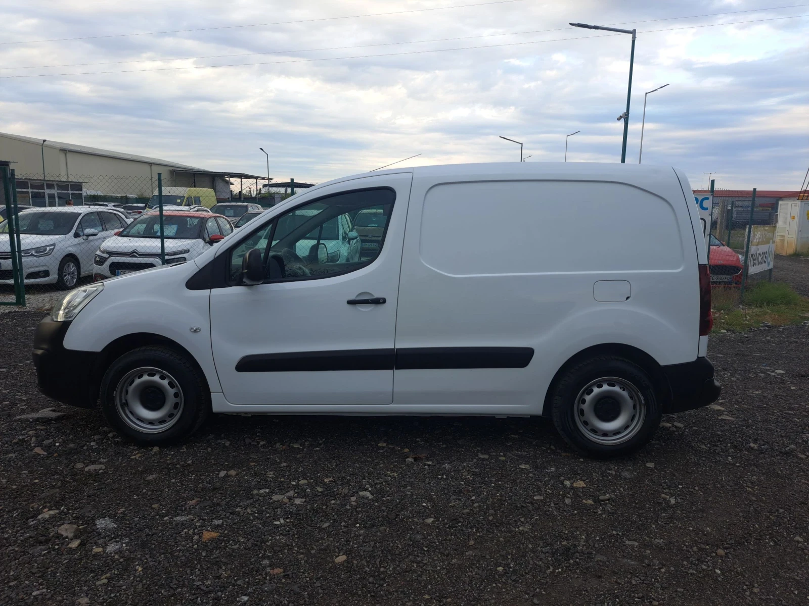 Peugeot Partner 1.6 HDI - изображение 3