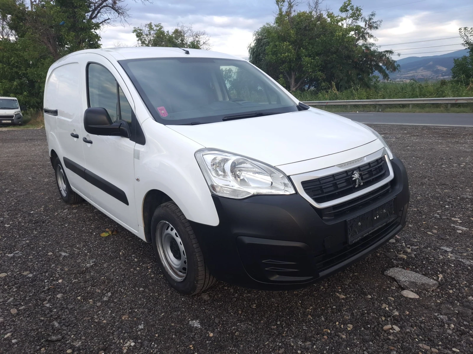 Peugeot Partner 1.6 HDI - изображение 8
