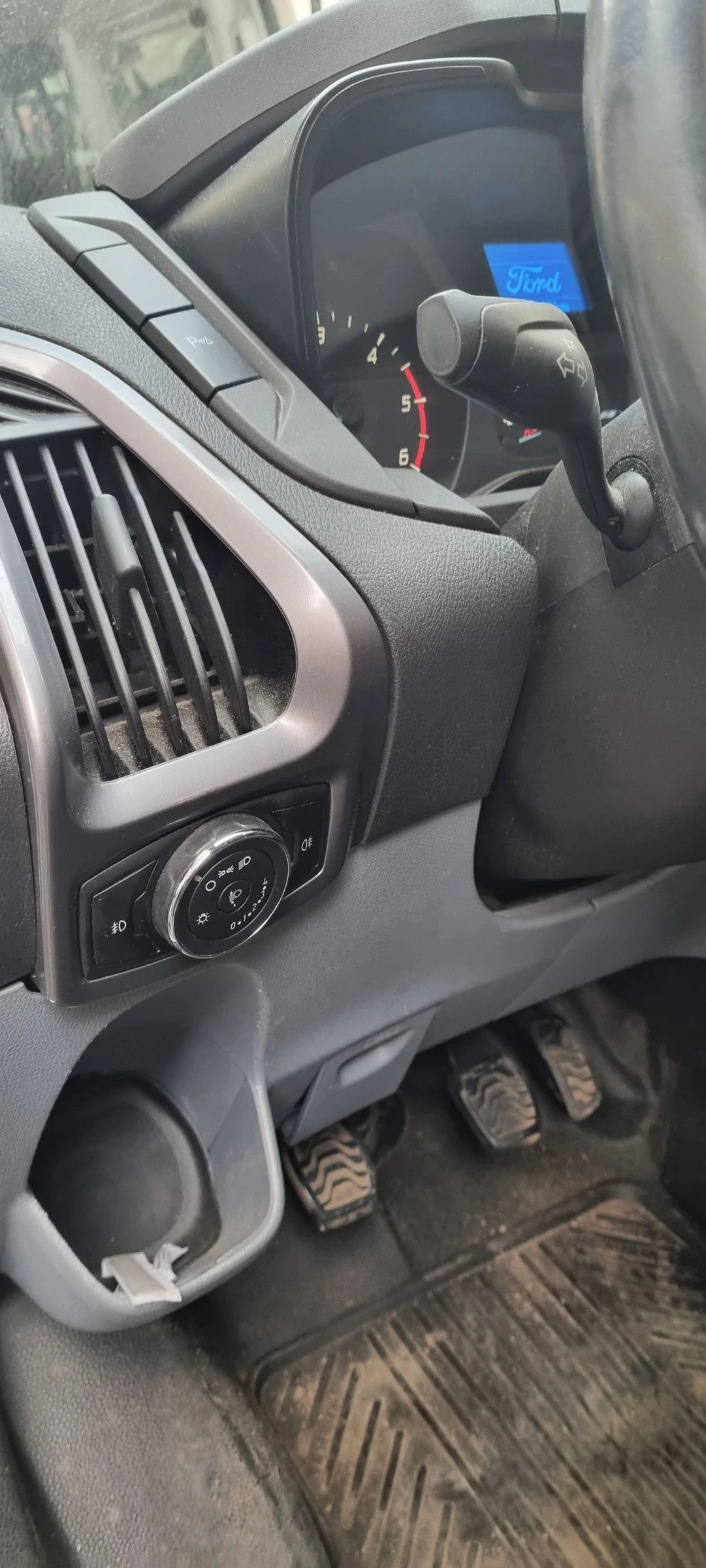 Ford Transit Custom 2.2 дизел , снимка 12 - Автомобили и джипове - 54456270