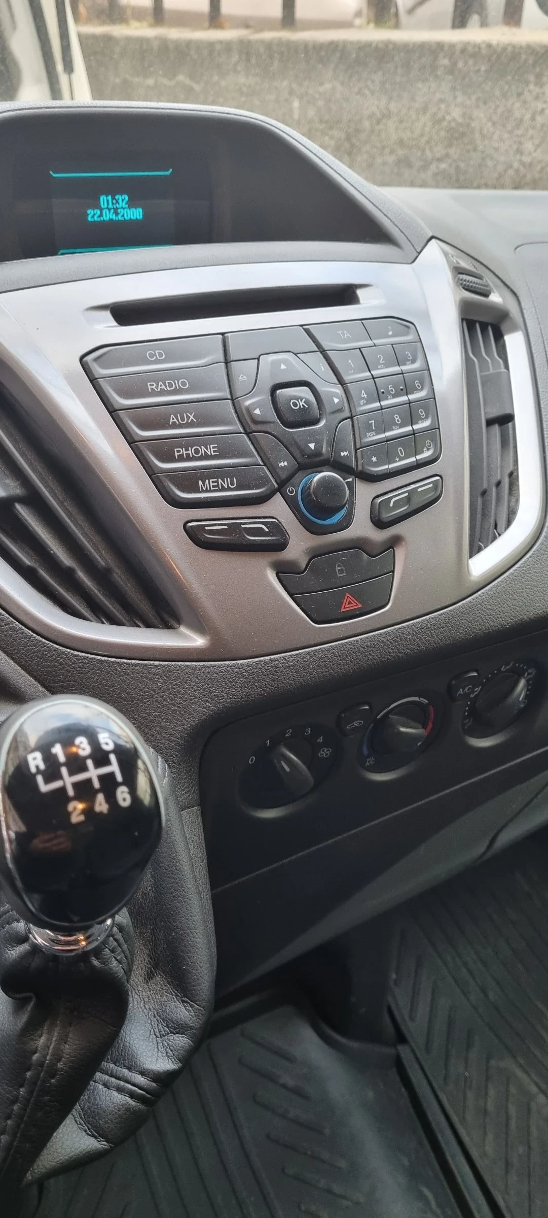 Ford Transit Custom 2.2 дизел , снимка 14 - Автомобили и джипове - 54456270