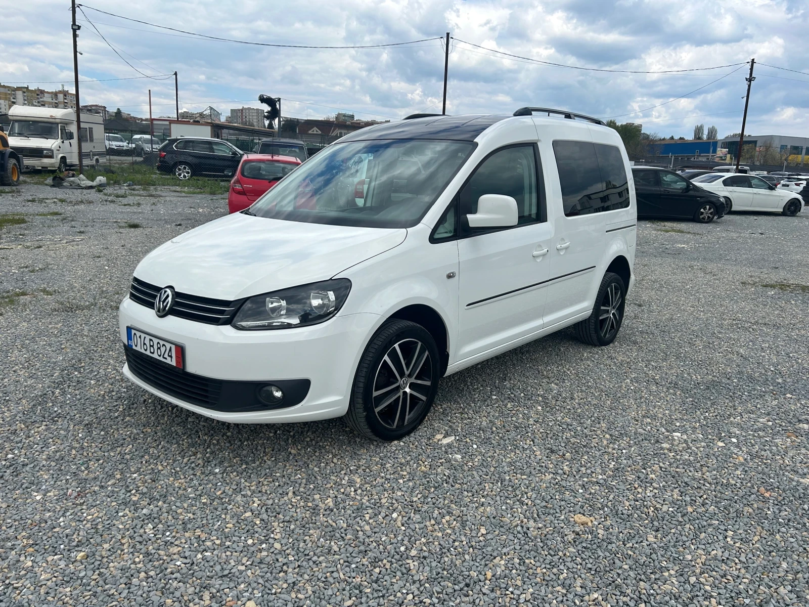 VW Caddy 2.0 TDI 4Motion Edition30, снимка 2 - Автомобили и джипове - 54244213