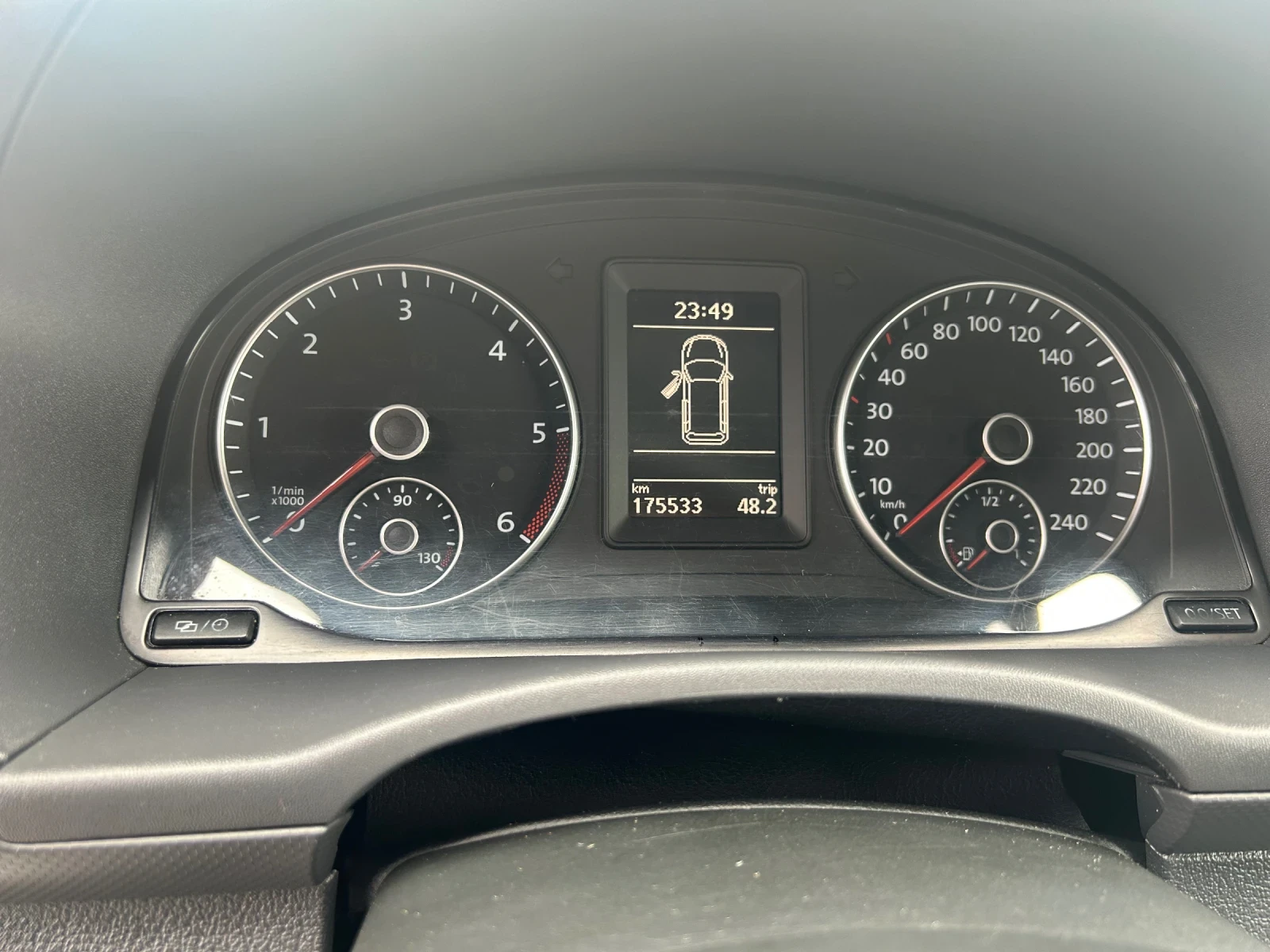 VW Caddy 2.0 TDI 4Motion Edition30, снимка 8 - Автомобили и джипове - 54244213