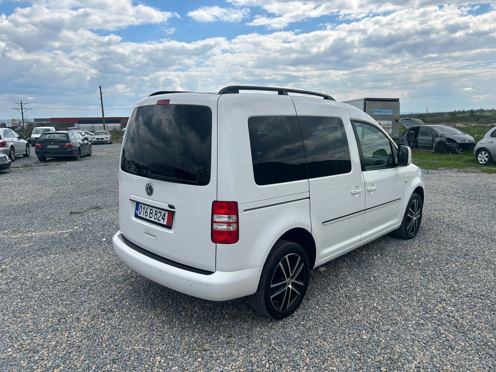 VW Caddy 2.0 TDI 4Motion Edition30, снимка 4 - Автомобили и джипове - 54244213