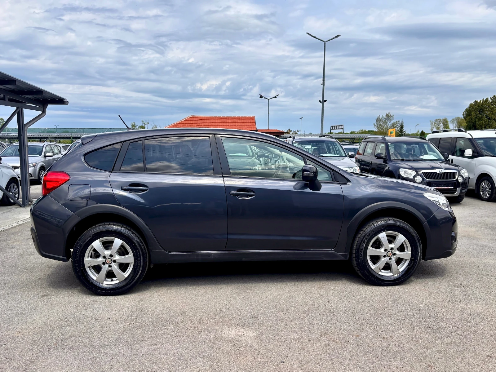 Subaru XV 4x4, снимка 4 - Автомобили и джипове - 54355498