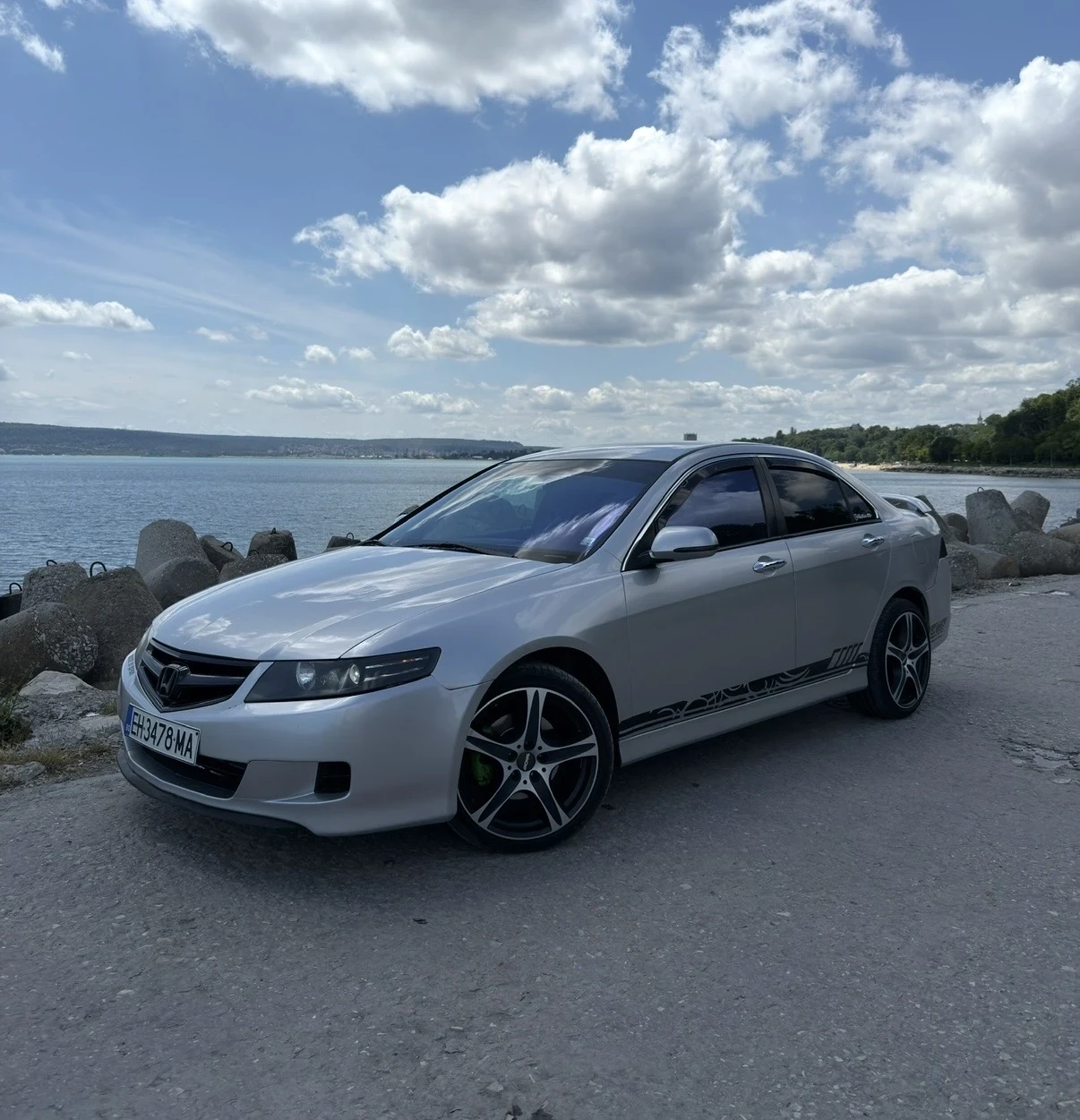 Honda Accord 2.2 CTDi, снимка 2 - Автомобили и джипове - 55023974