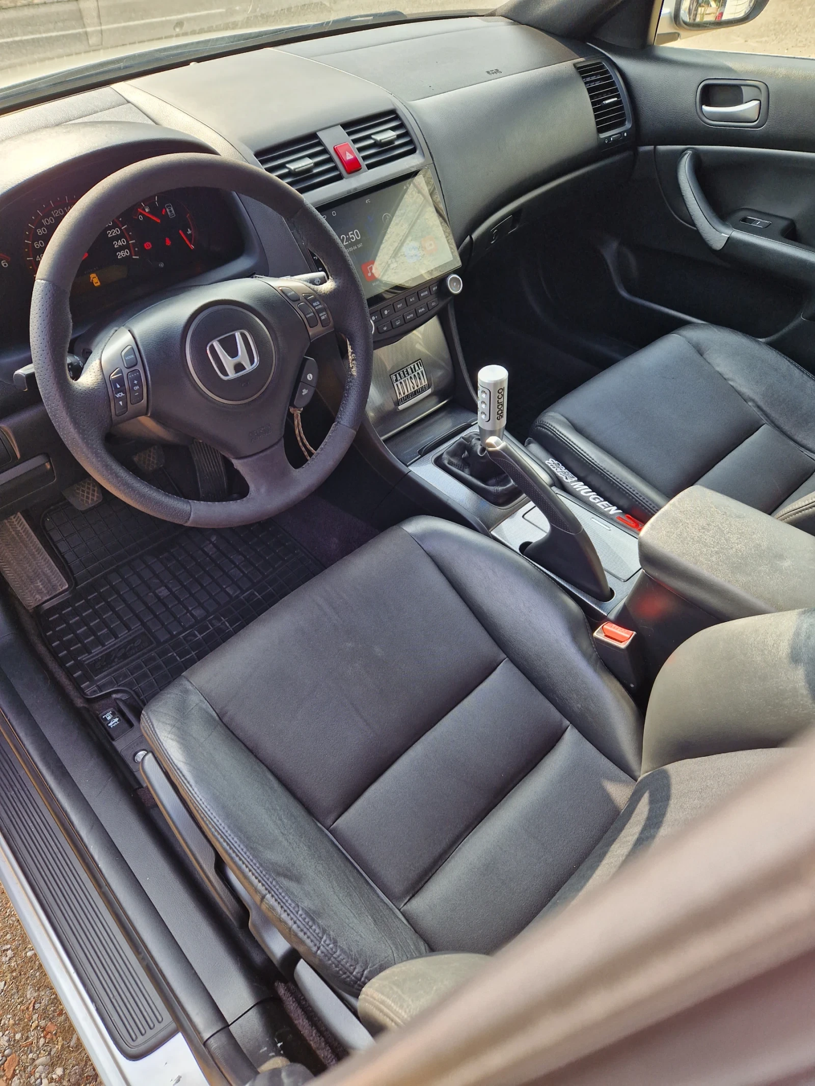 Honda Accord 2.2 CTDi, снимка 11 - Автомобили и джипове - 55023974