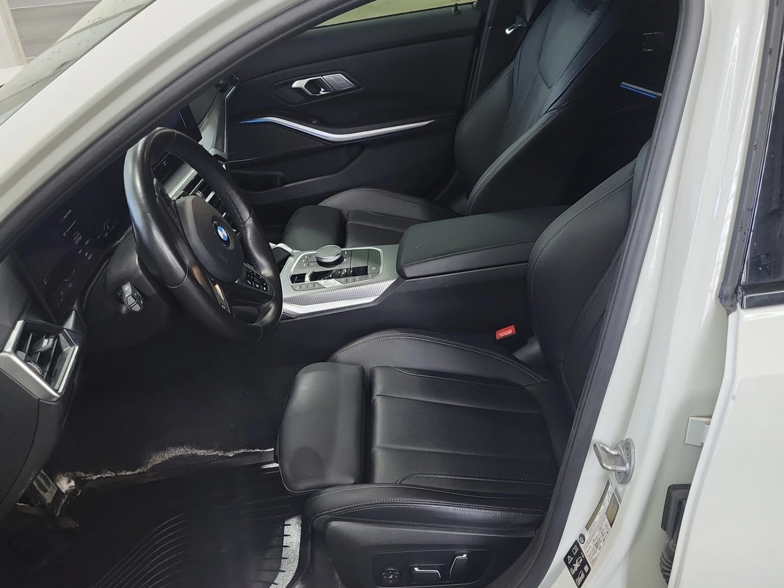 BMW 320, снимка 5 - Автомобили и джипове - 55119528