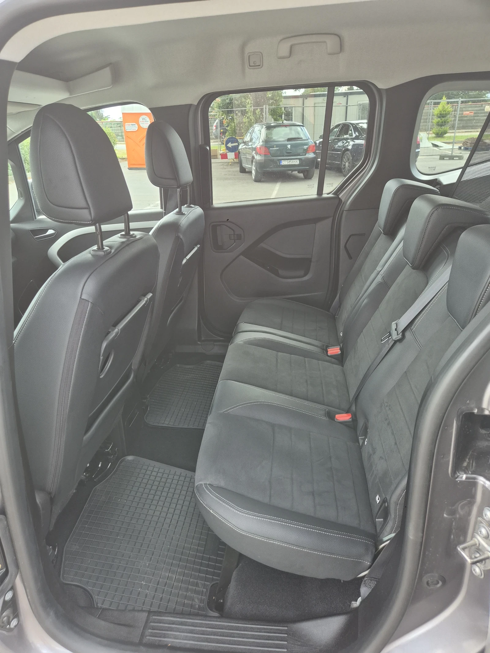 Mercedes-Benz T-класа T180 PROGRESIVE, снимка 11 - Автомобили и джипове - 55190635