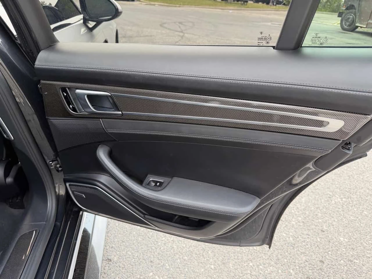 Porsche Panamera Turbo  CARFAX, снимка 11 - Автомобили и джипове - 55652071