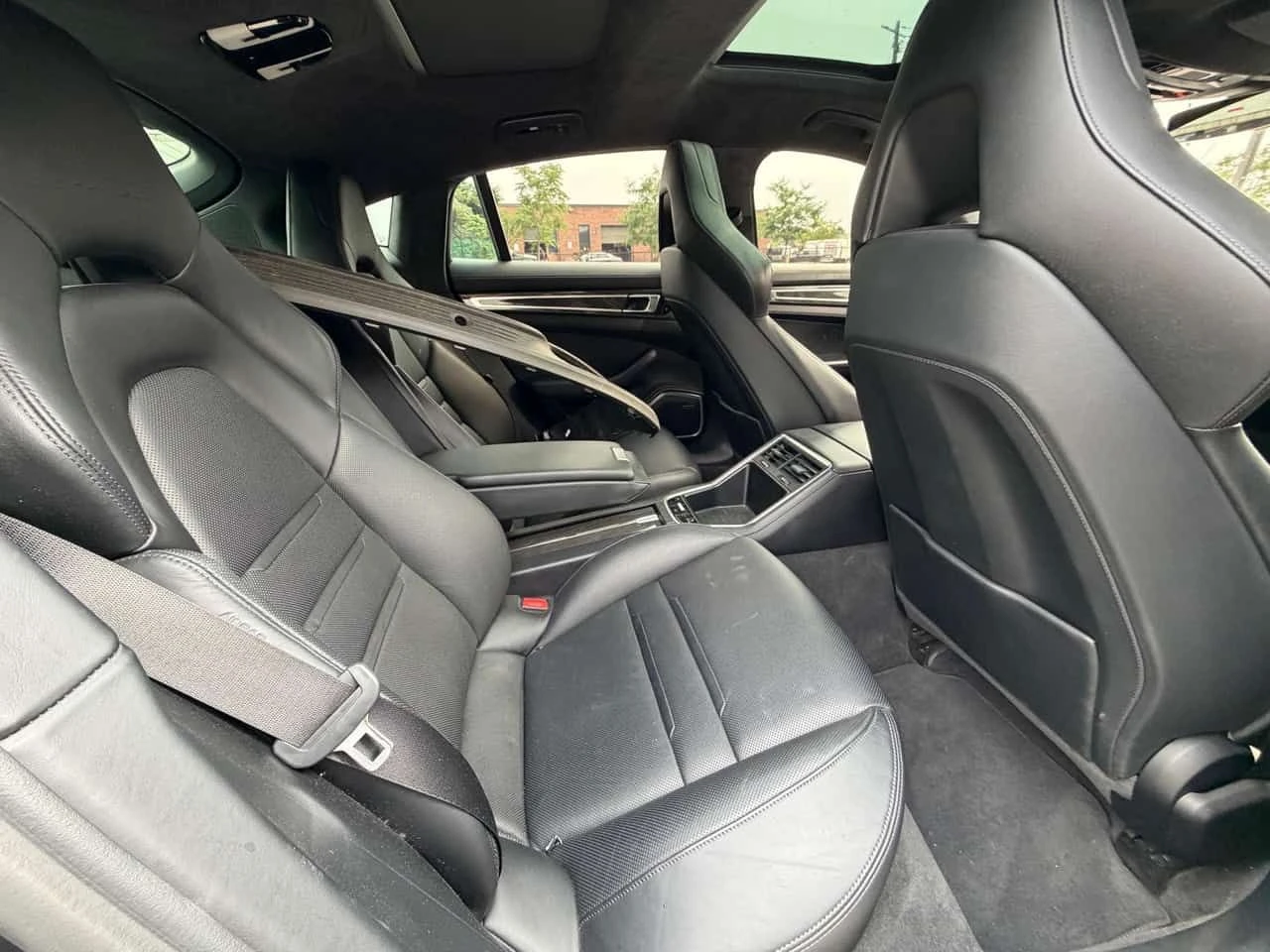 Porsche Panamera Turbo  CARFAX, снимка 12 - Автомобили и джипове - 55652071