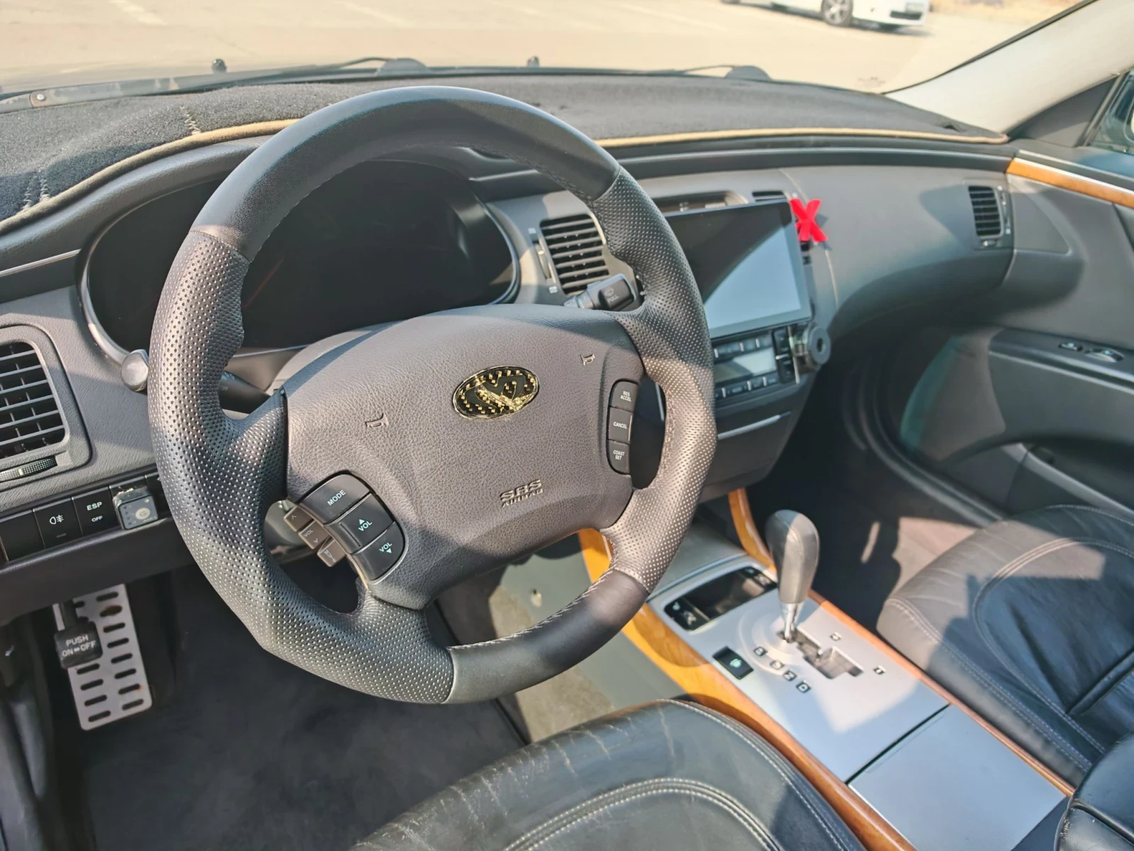 Hyundai Grandeur 3.3 V6, снимка 8 - Автомобили и джипове - 55852194