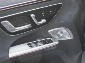 Mercedes-Benz EQE 53 AMG/SUV/4MATIC/HYPERSCREEN/CARBON/BURM/PANO/360, снимка 13
