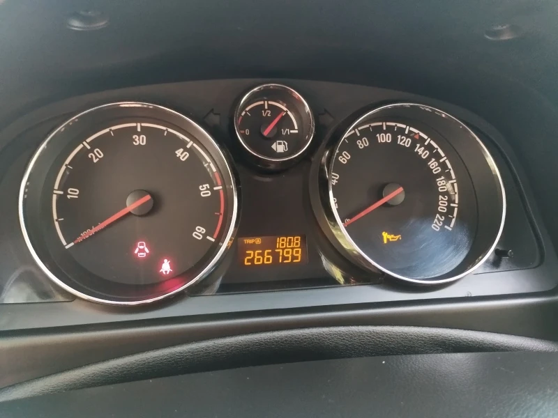 Opel Antara 2.2 COSMOS , снимка 12 - Автомобили и джипове - 50871368