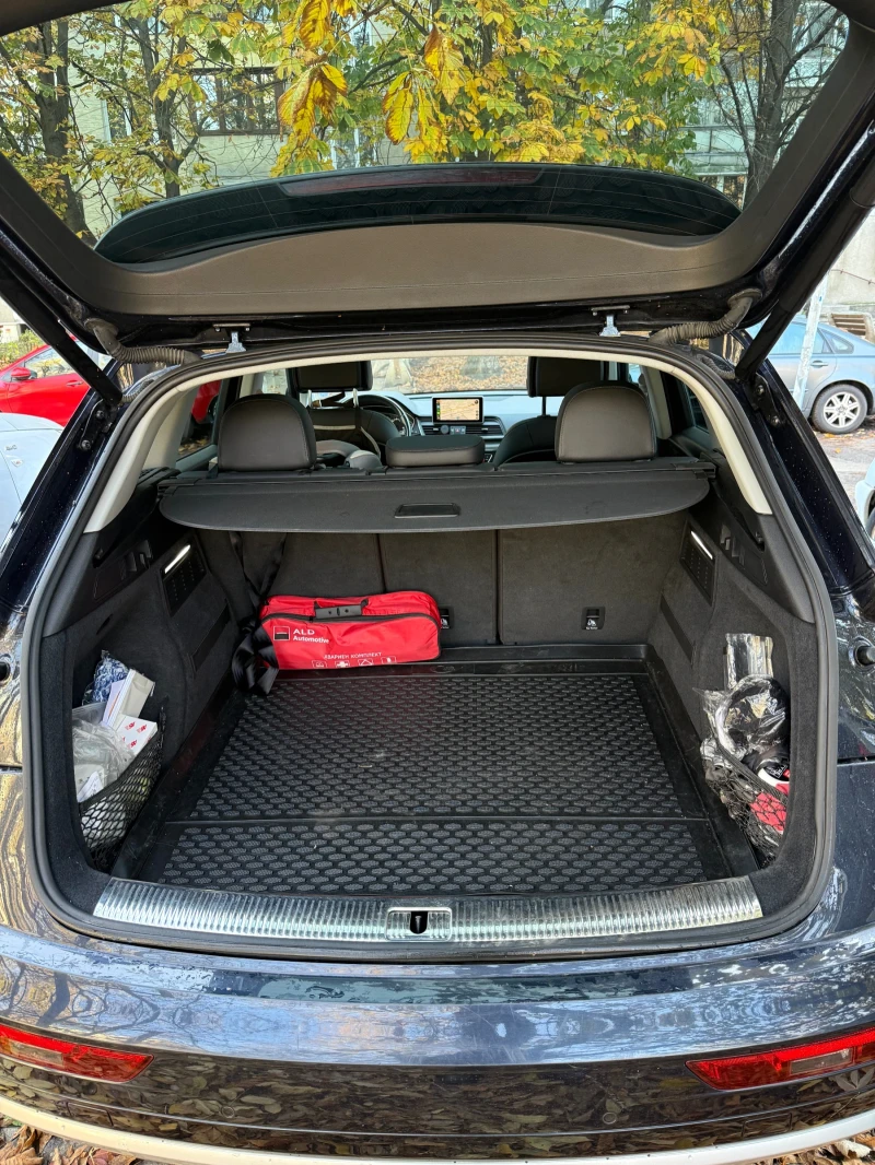 Audi Q5 2.0 TFSI, снимка 5 - Автомобили и джипове - 52909350