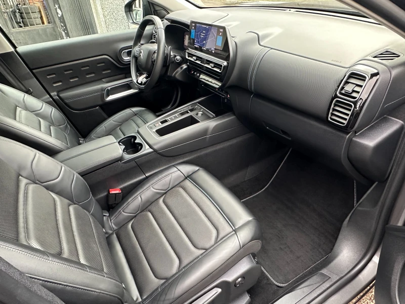 Citroen C5 Aircross FULL-LED-NAVI-DIST-PANO-КОЖА-AUTOMAT-CAMERA-PDC-E6, снимка 11 - Автомобили и джипове - 53003775