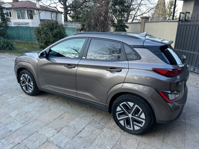 Hyundai Kona EV TREND, снимка 4 - Автомобили и джипове - 53247665