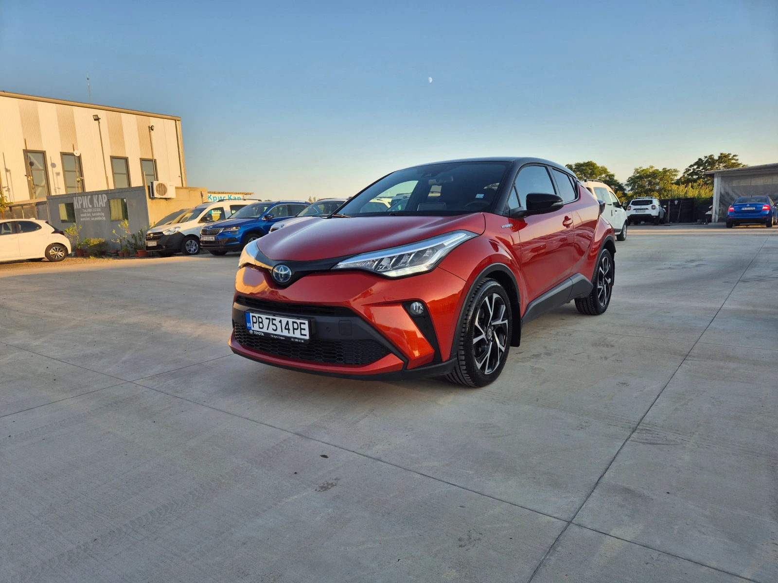 Toyota C-HR  CLUB 1.8 HYBRID AT, снимка 1