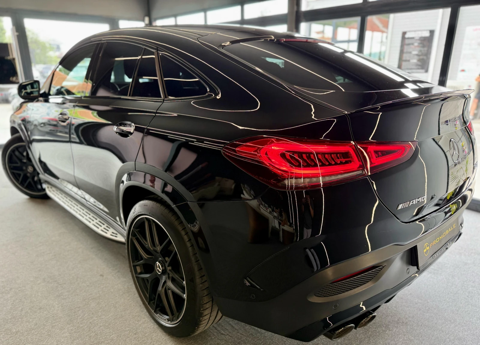 Mercedes-Benz GLE 53 4MATIC AMG Coupe* Burmester* Carbon* 360* Лизинг* MagicVi - изображение 4
