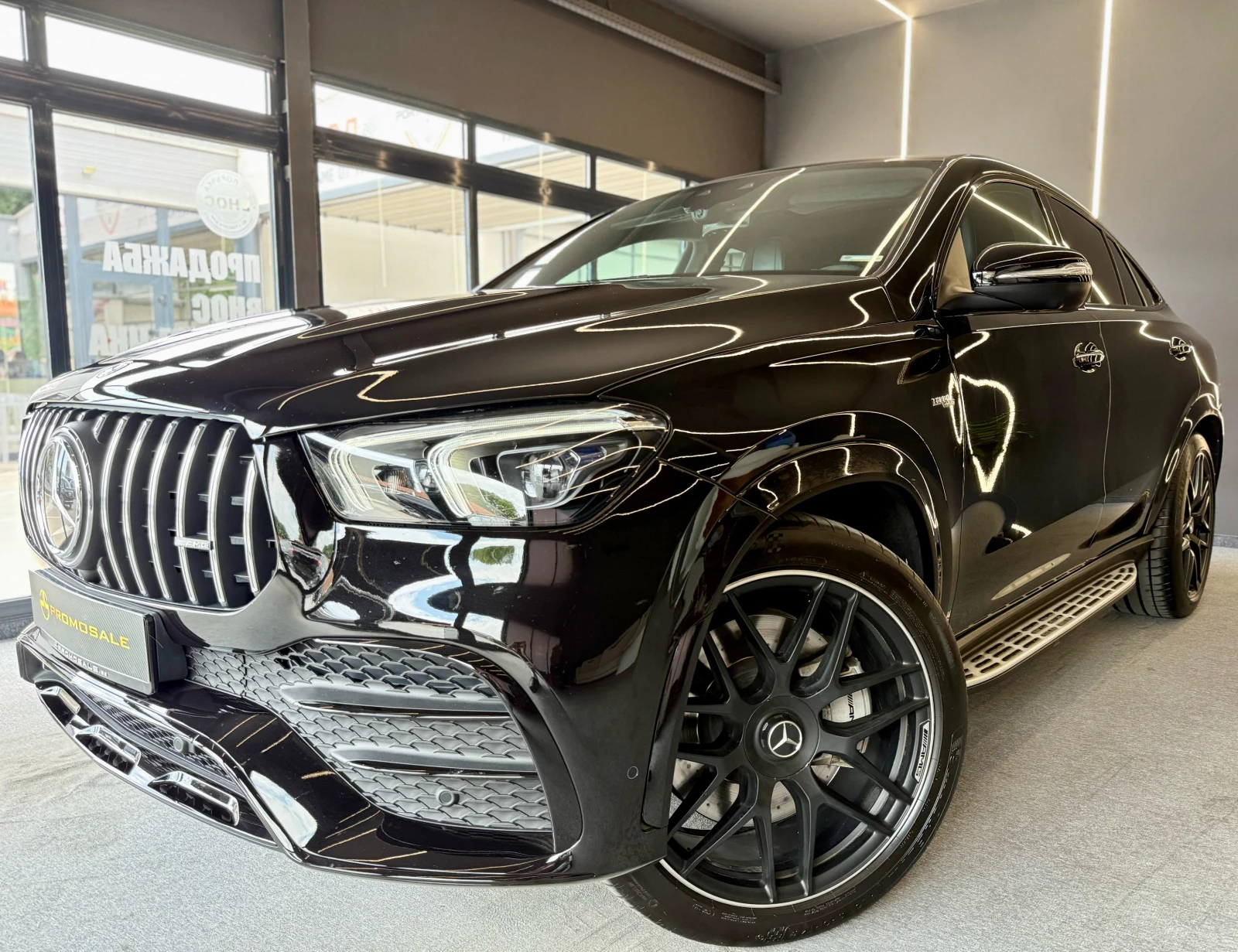 Mercedes-Benz GLE 53 4MATIC AMG Coupe* Burmester* Carbon* 360* Лизинг* MagicVi - изображение 3