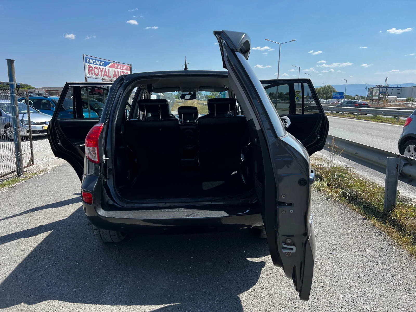 Toyota Rav4 ЛИЗИНГ-КОЖА-КЛИМА-4Х4-ДИЗЕЛ - изображение 9