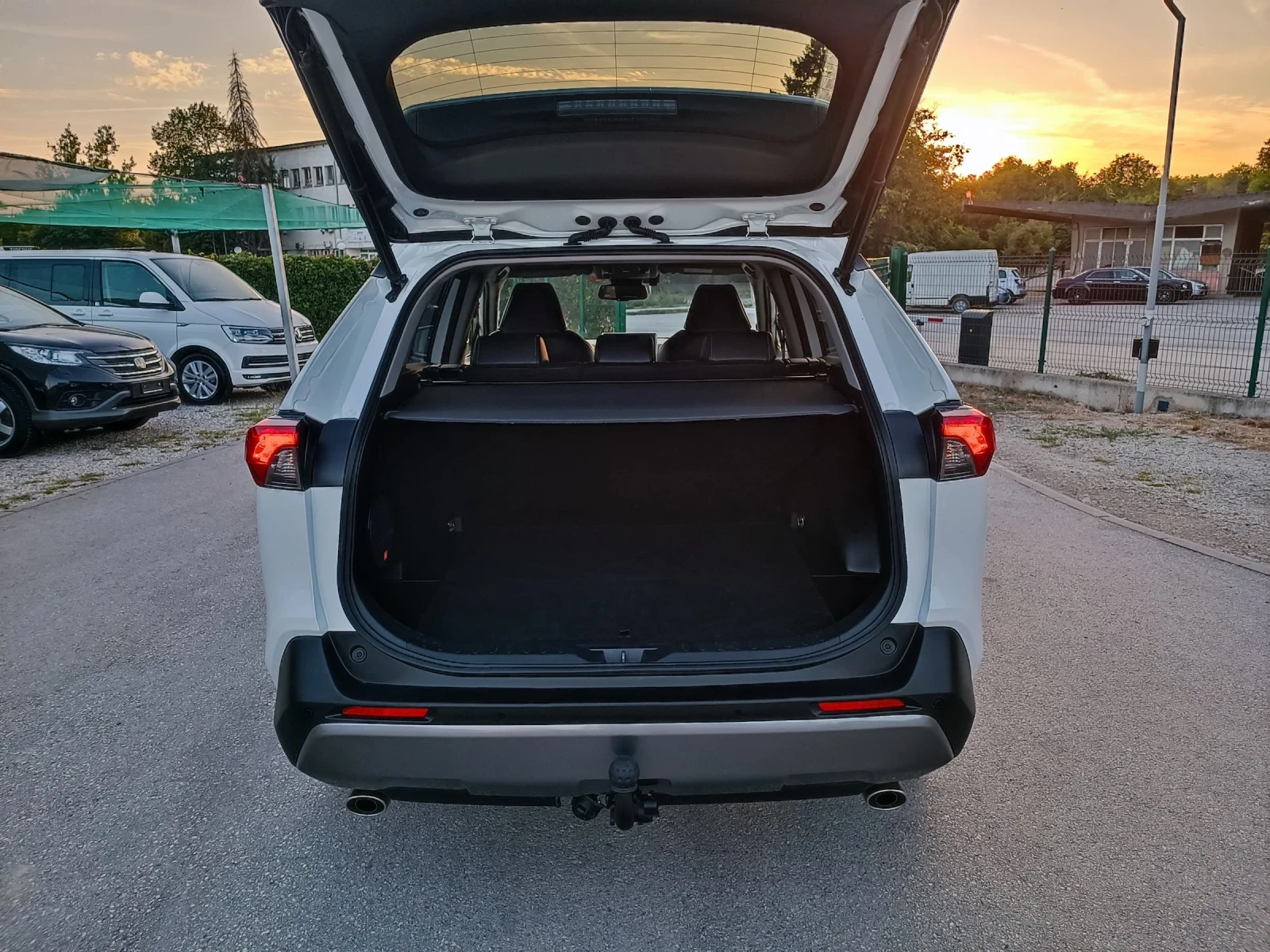 Toyota Rav4 2.0i-175кс-ШВЕЙЦАРИЯ-АВТОМАТ-4Х4-ДИСТРОНИК-FULL  - изображение 5