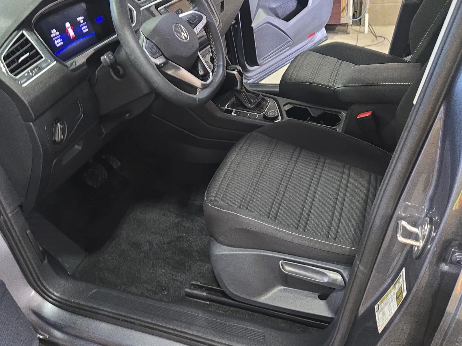 VW Tiguan S * * CARFAX * * АВТО КРЕДИТ * *  - изображение 5