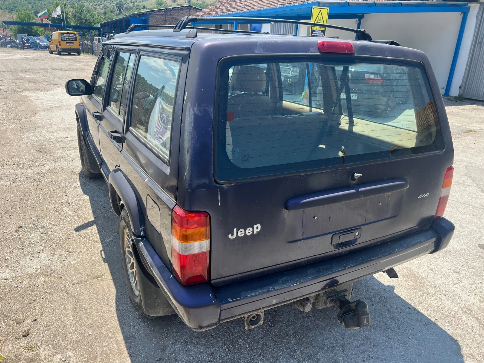 Jeep Cherokee 4.0 бензин / автоматик  - изображение 2