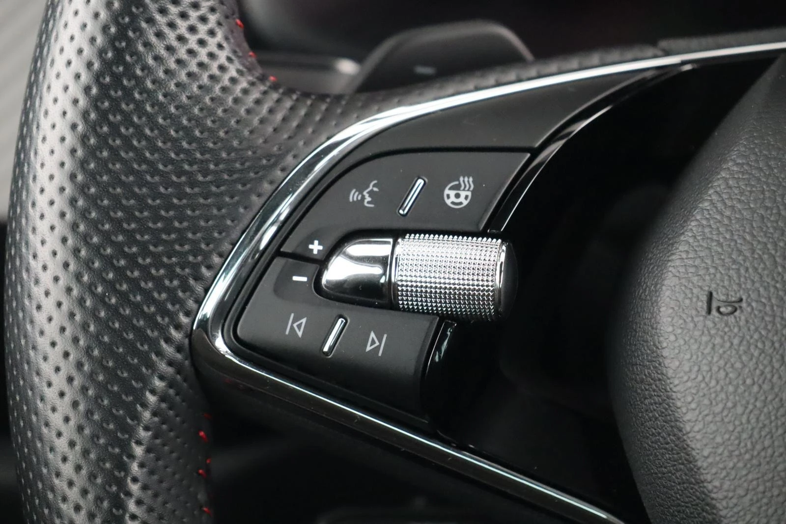 Skoda Kodiaq 2.0TSI* RS* 4X4* DSG* DISTR* MEMORY* CAM* LED* CAR | Mobile.bg   11