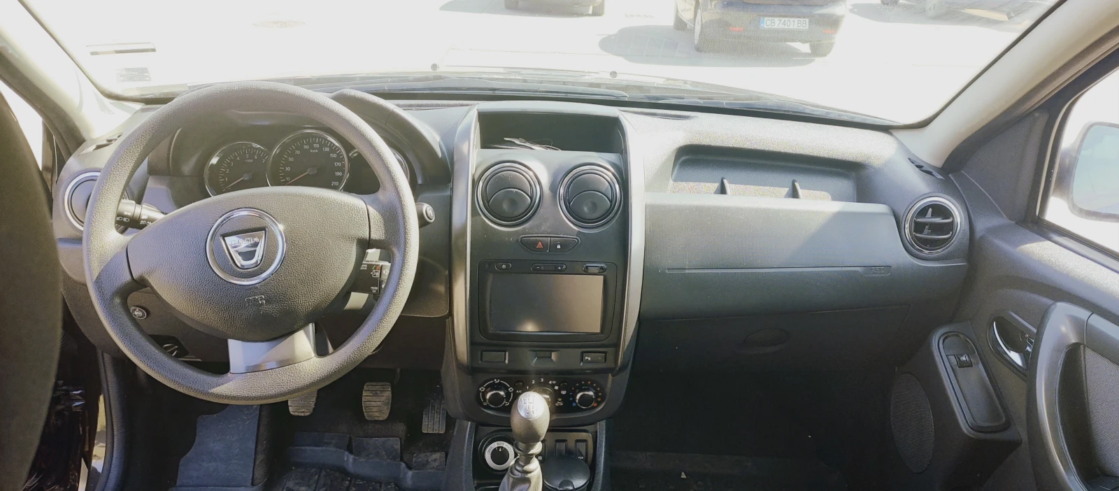 Dacia Duster Laureate, снимка 13 - Автомобили и джипове - 53749140