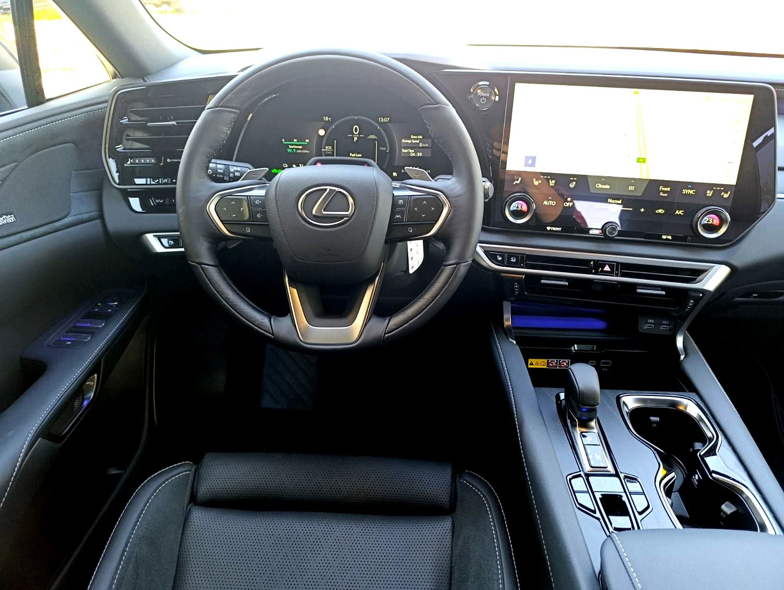 Lexus RX 350h Luxury Line E-Four В Гаранция до 03/2036, снимка 14 - Автомобили и джипове - 53894293