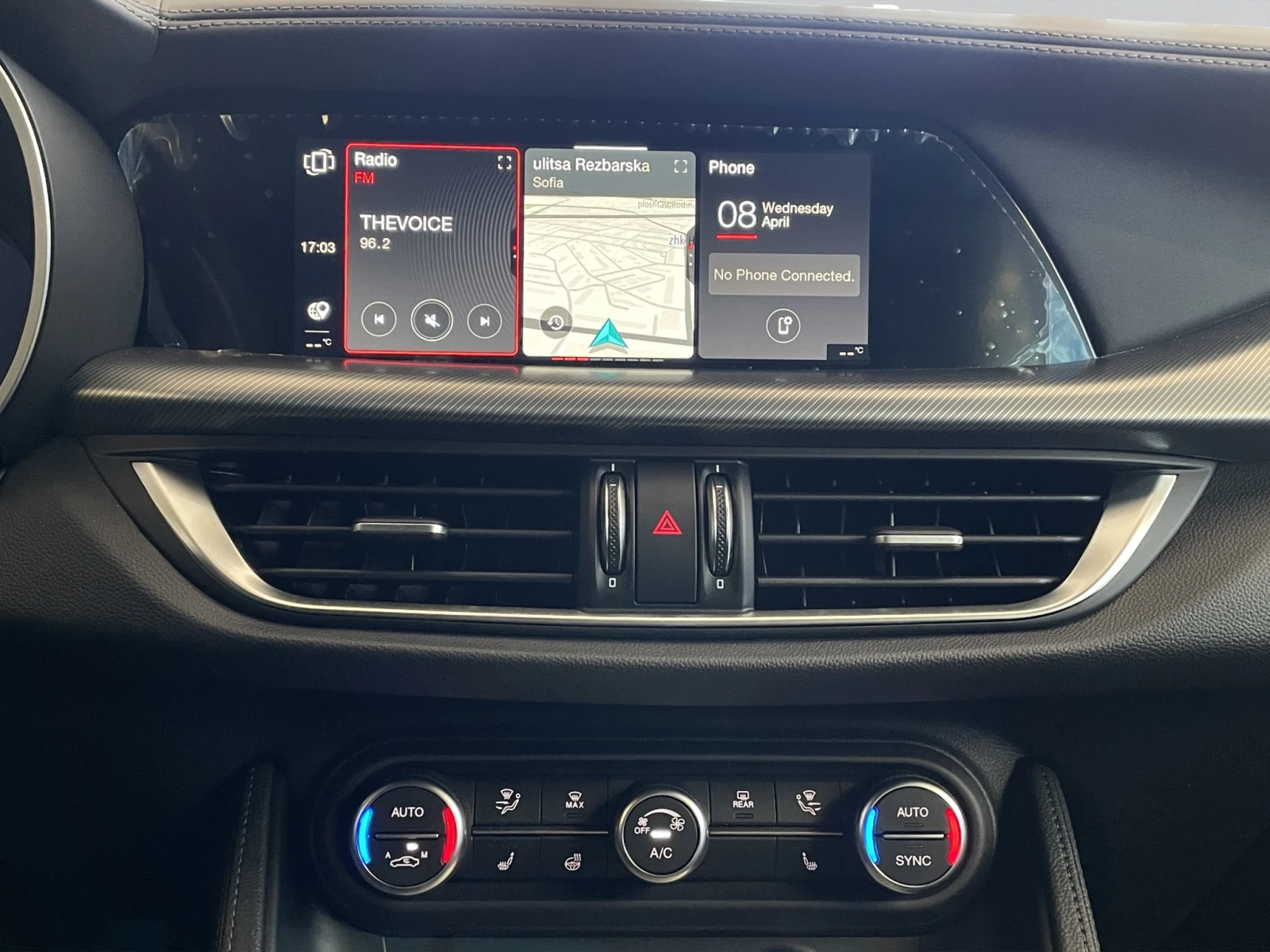 Alfa Romeo Stelvio  VELOCE 2.0 Petrol 280 hp AT8 Q4, снимка 11 - Автомобили и джипове - 54139216