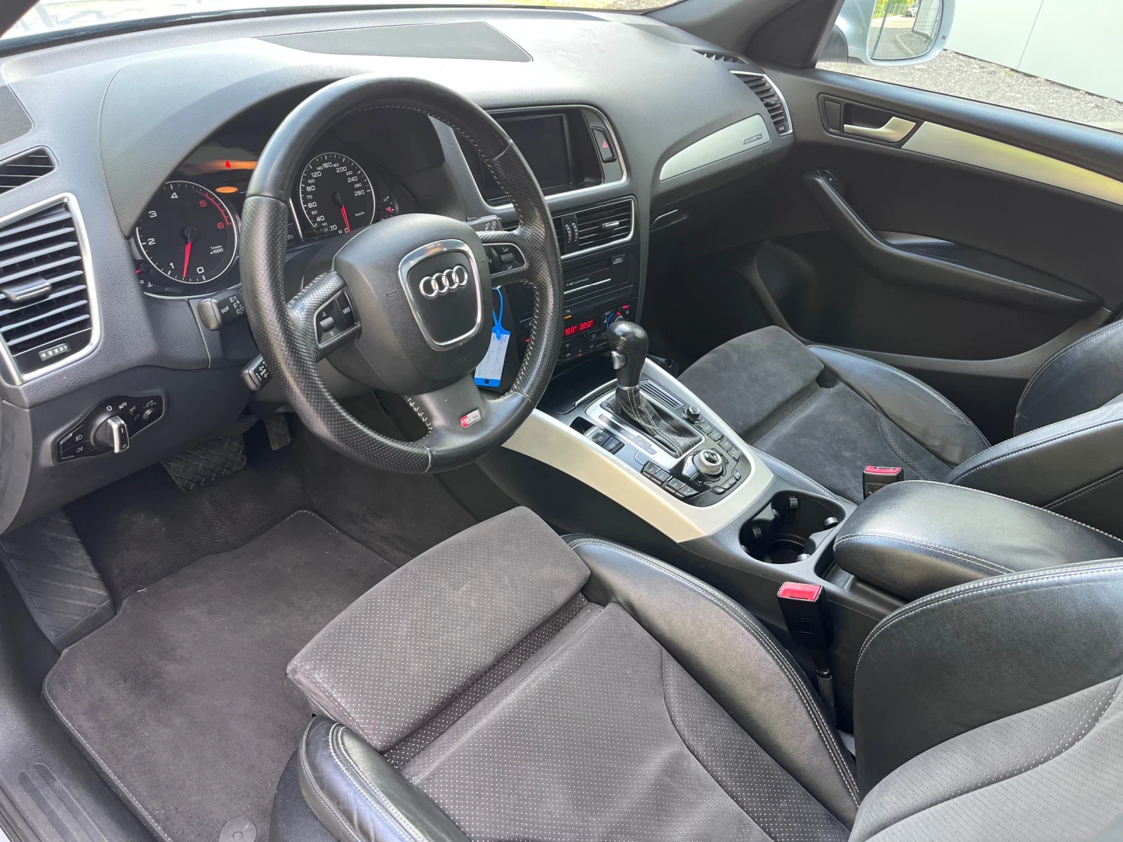 Audi Q5 3.0TDI 3xSline, снимка 7 - Автомобили и джипове - 54654958